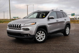 2017 Jeep Cherokee LATITUDE EDITION NORTH 4X4 LOW KMS LOW PRICE