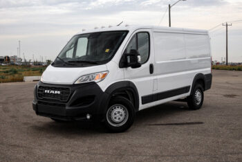 2025 Ram ProMaster Cargo Van LOW KMS LOW PRICE 25A2737